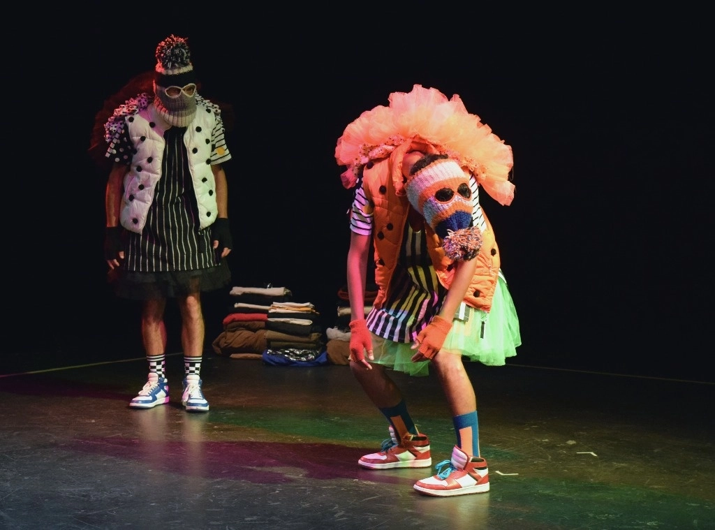 La dramaturgia, la dirección y la actuación de la obra 'Yo soy' corrieron a cuenta de Adrián Hernández y José Agüero. Foto cortesía de David López y Agostina Junge / Teatro al vacío
